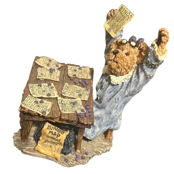 Boyd’s Bears & Friends, the Bearstone collection: Bessie Winsalot…Bingo! 2002 - Picture 3 of 10